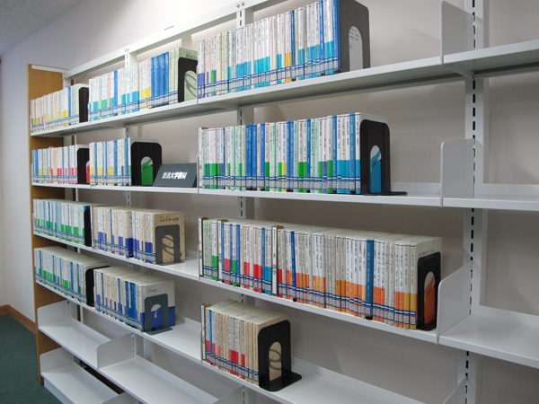 3階館内案内 電気通信大学附属図書館 3階館内案内 電気通信大学附属図書館
